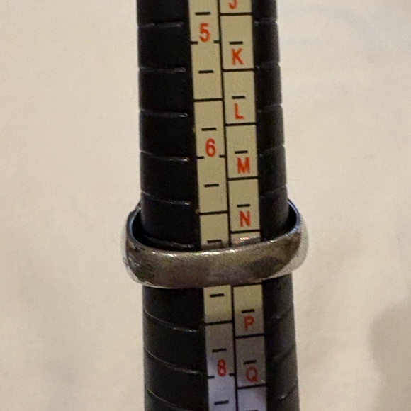 Silver Textured Ring - Picture 4 of 4